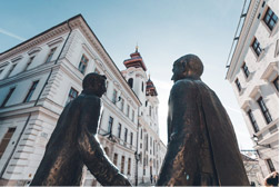 „Puha” és „kemény” diktatúra – a Kádár-korszak szakaszai és a győri bencés gimnázium diáksága az 1970-es években 