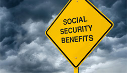 Szociális biztonság a nemzetközi és a hazai közszolgálatban